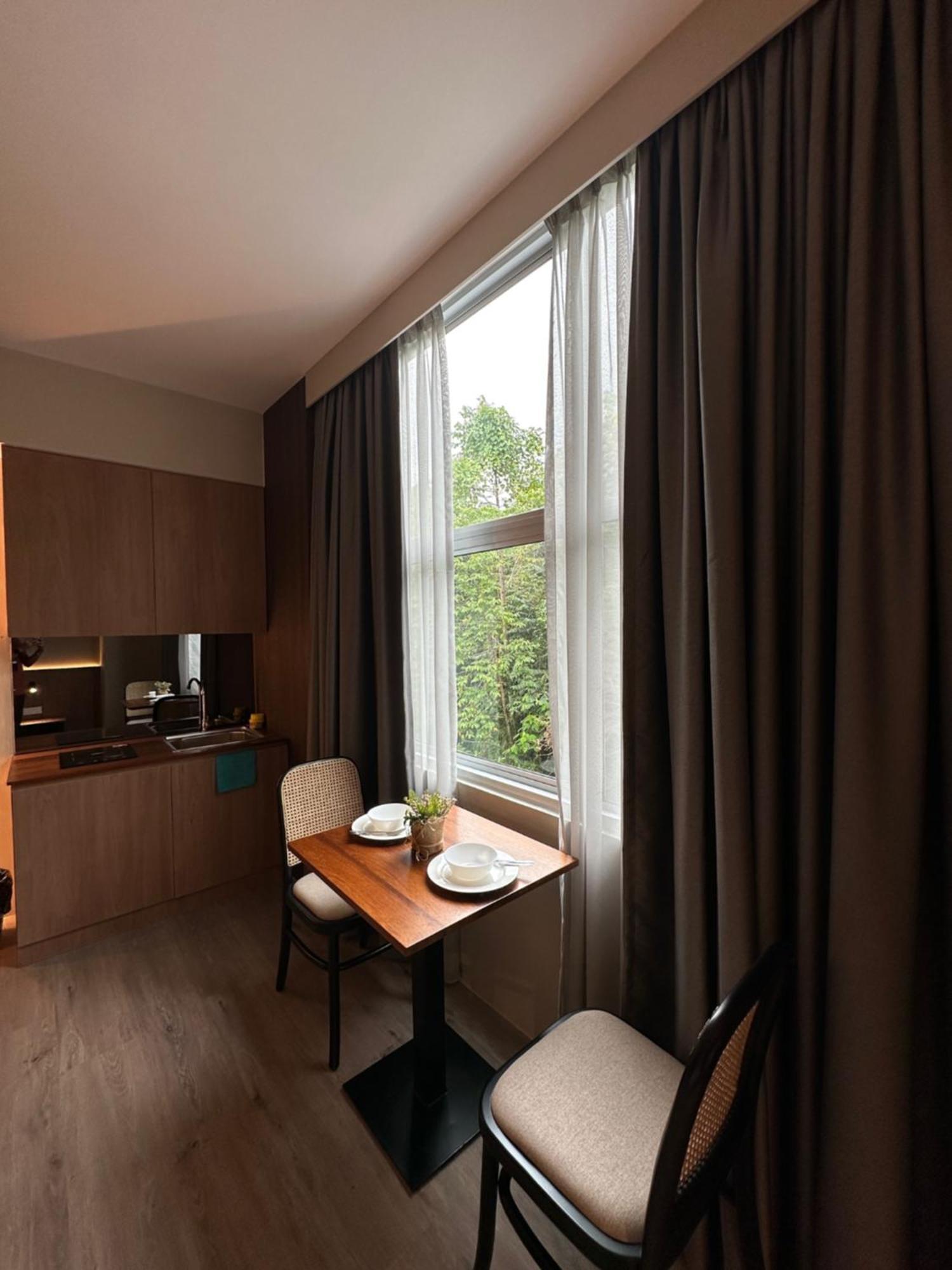 Roxy Hotel Aiman Kuching Esterno foto