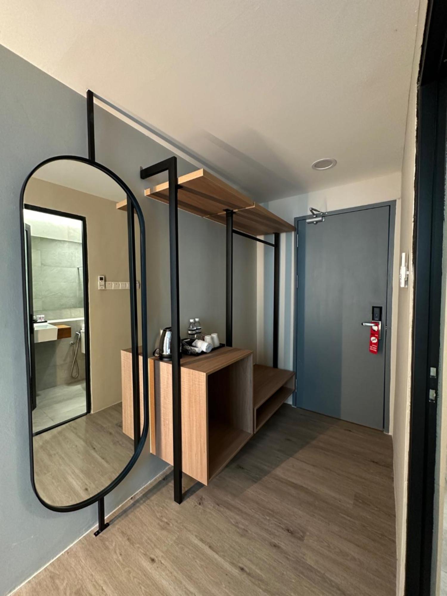 Roxy Hotel Aiman Kuching Esterno foto